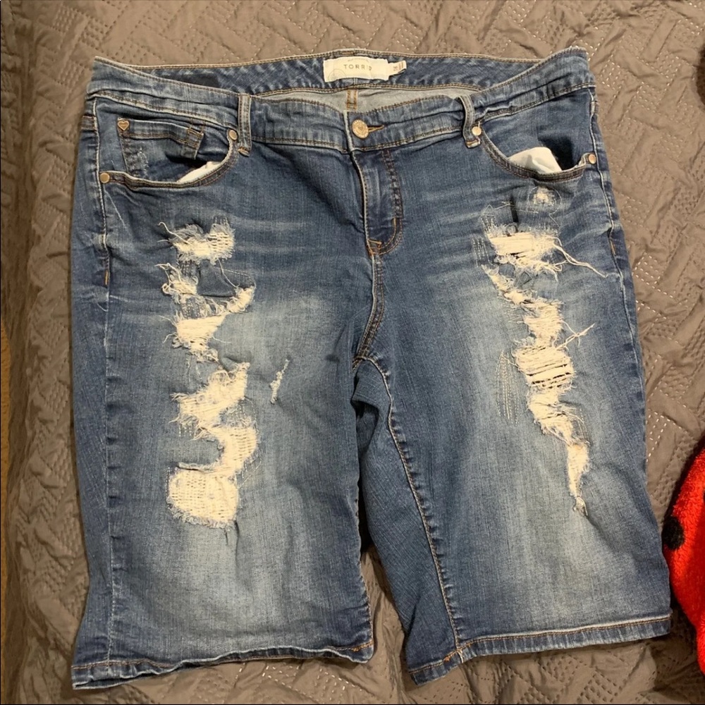 Torrid Bermuda shorts size